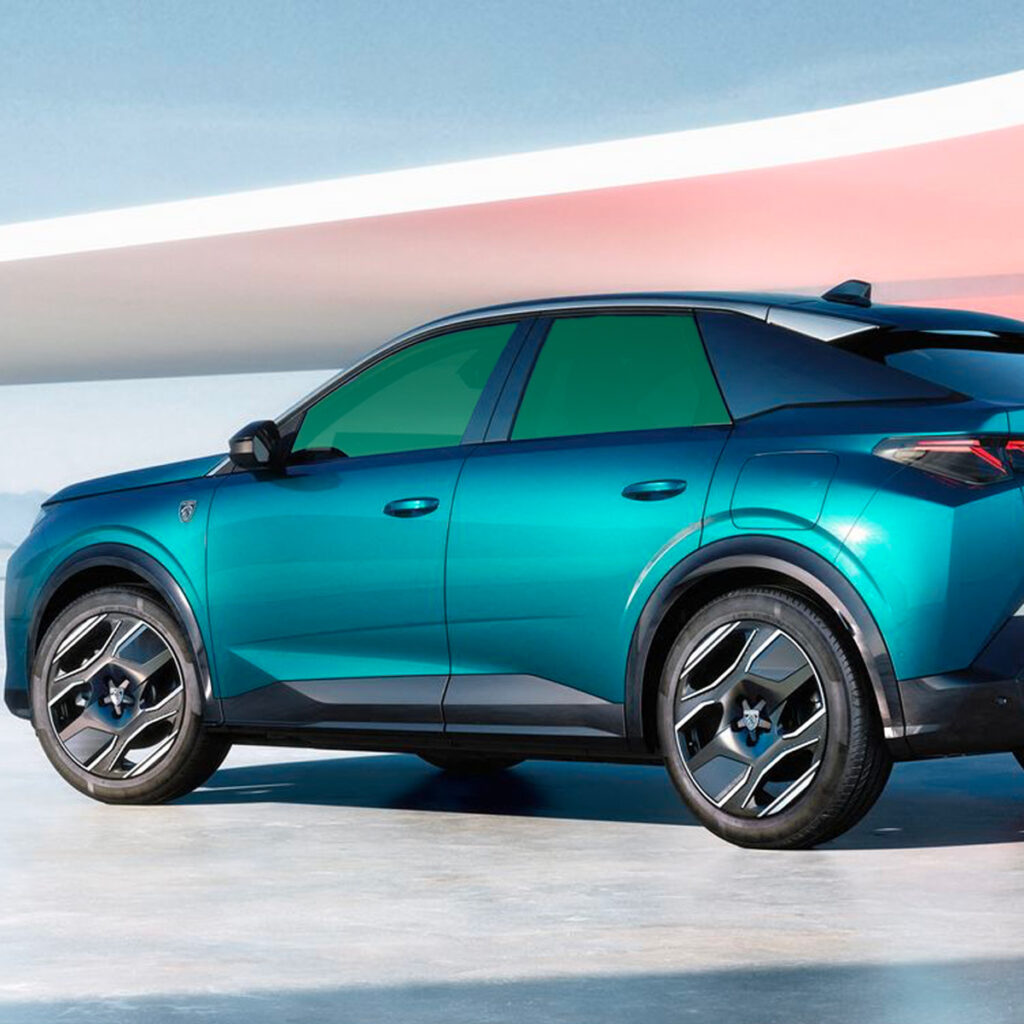 remplacement vitre latérale fissurée voiture